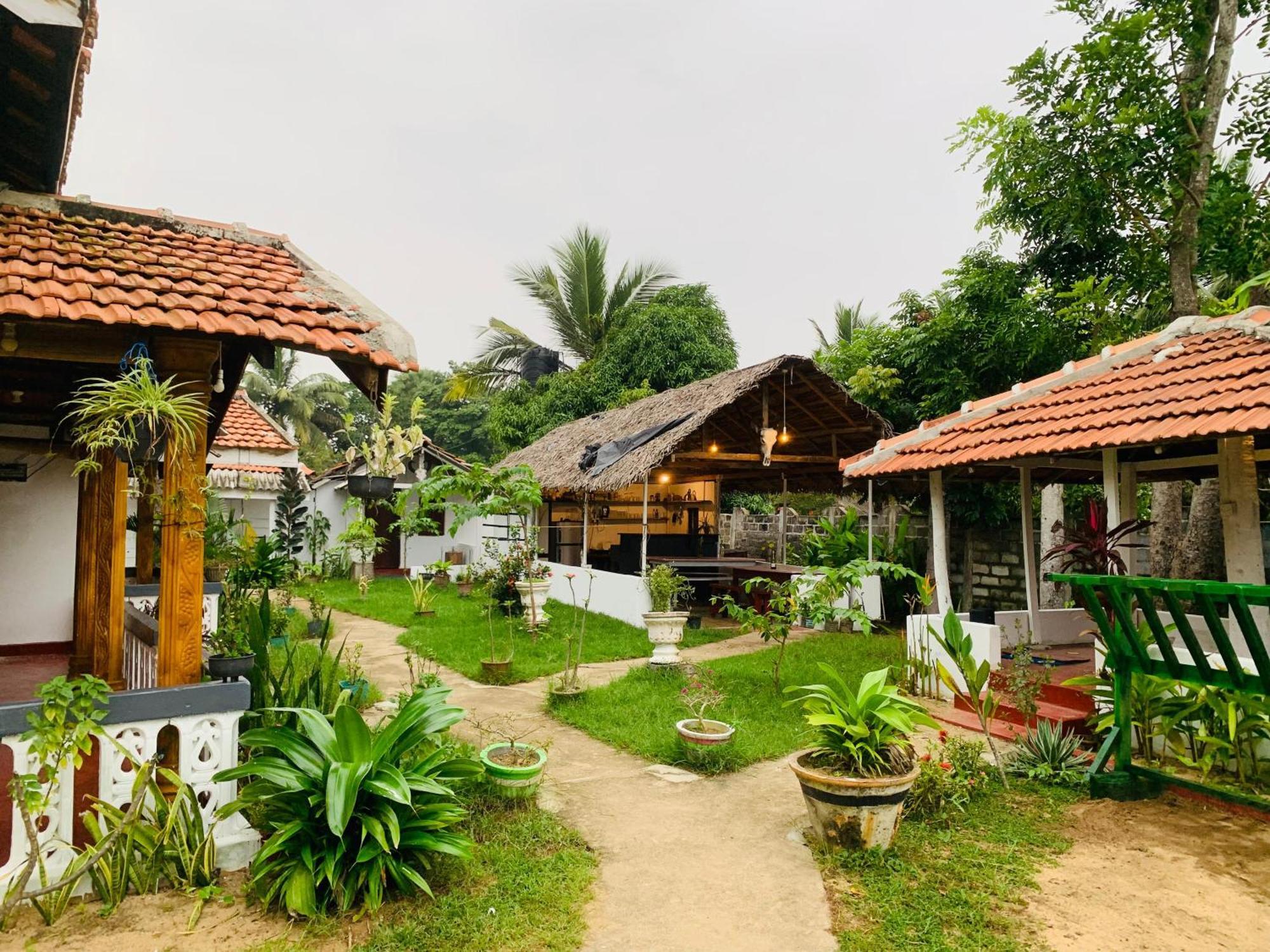Little Fairy Home B&B Arugam Bay Exterior photo