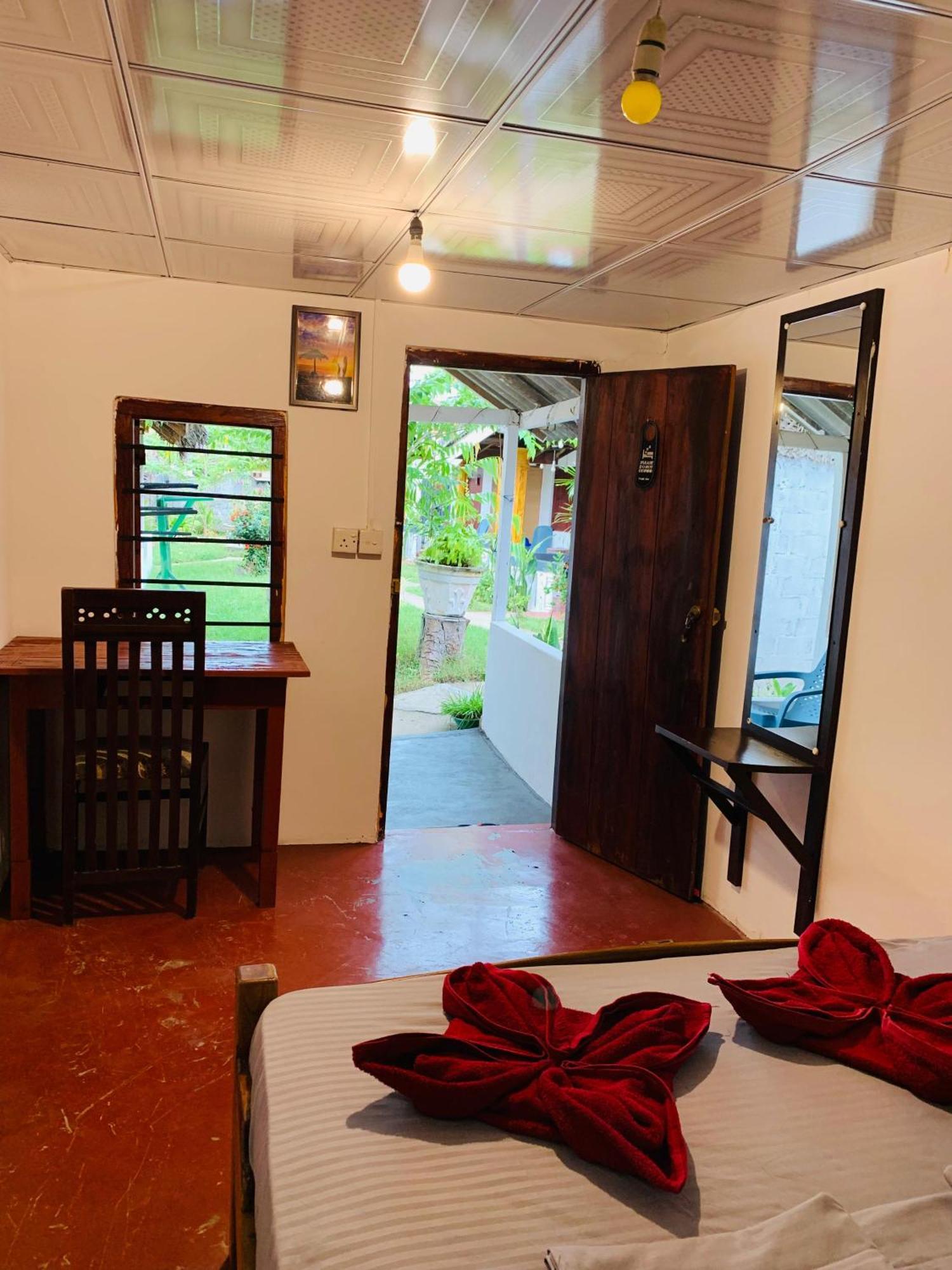 Little Fairy Home B&B Arugam Bay Exterior photo